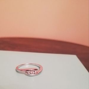 10K Diamond Ring. Size 6